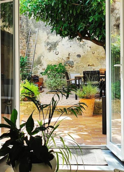Petit Cocon Apartamento Courthézon Exterior foto
